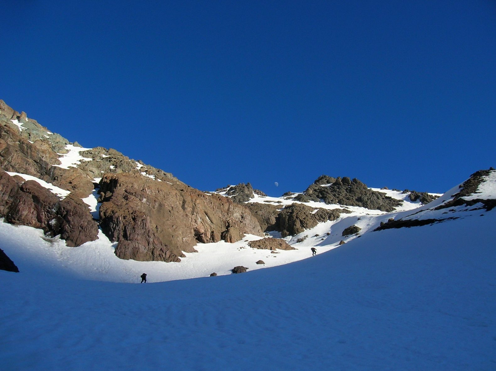 Ascenso Cerro Halcón Este (Celsa)