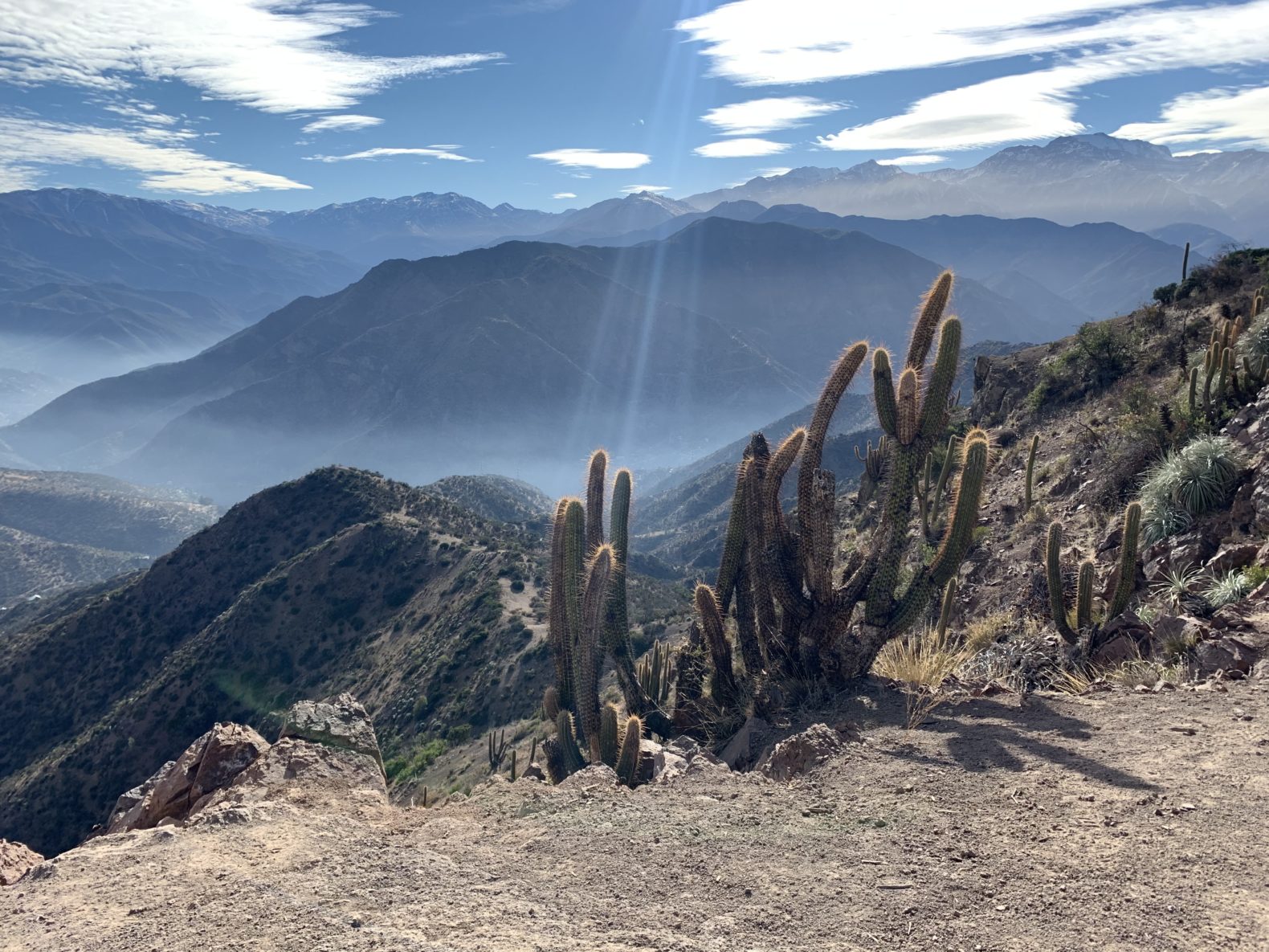 Salida Familiar Morro Pequeño Guayacán al Atardecer – 12 de junio