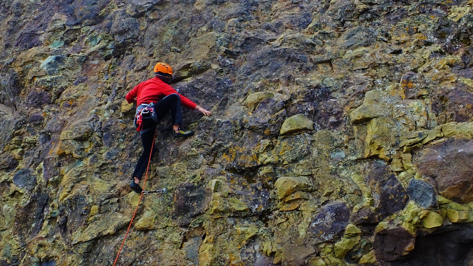 Curso Escalada Roca Nivel Básico – Diciembre 2022